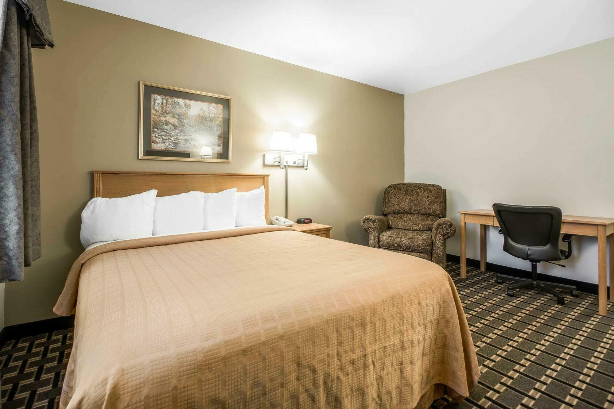 Quality Inn Mauston Exterior foto
